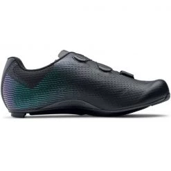 Chaussures Vélo Route NORTHWAVE STORM CARBON 2 BLACK/IRIDESCENT 22 Noir -Vêtements vélo Soldes 9 100855 storm carbon 2 black iridescent nwe80221013 19 03