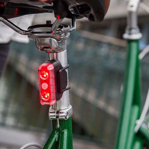 Lampes Vélo BLACKBURN DAYBLAZER 400 FRONT 65 REAR COMBO 22 Noir 5 Lampes Vélo BLACKBURN DAYBLAZER 400 FRONT 65 REAR COMBO 22 Noir – Image 3