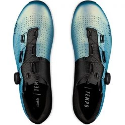 Chaussures Vélo Route FIZIK TEMPO DECOS CARBON IRIDISCENT BLUE 22 Noir / Bleu 10 Chaussures Vélo Route FIZIK TEMPO DECOS CARBON IRIDISCENT BLUE 22 Noir / Bleu -Vêtements vélo Soldes 9 107969 tempo decos carbon iridiscent blue tpr2bmr1c 9910 03