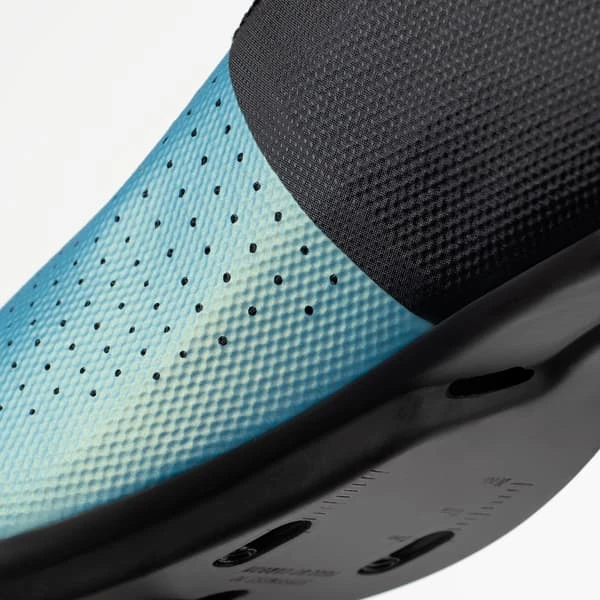 Chaussures Vélo Route FIZIK TEMPO DECOS CARBON IRIDISCENT BLUE 22 Noir / Bleu 6 Chaussures Vélo Route FIZIK TEMPO DECOS CARBON IRIDISCENT BLUE 22 Noir / Bleu – Image 4