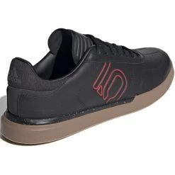Chaussures Vtt FIVE TEN SLEUTH DLX CORE BLACK/SCARLET/GUM M2 22 Noir / Marron 11 Chaussures Vtt FIVE TEN SLEUTH DLX CORE BLACK/SCARLET/GUM M2 22 Noir / Marron -Vêtements vélo Soldes 9 109074 sleuth dlx core black scarlet gum m2 eg4614 04