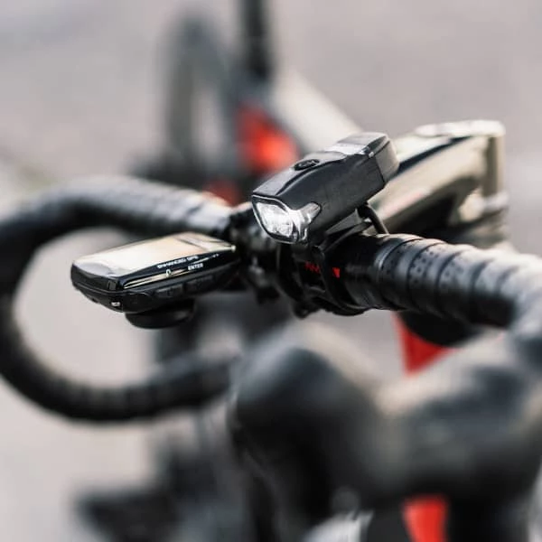 Lampes Vélo LEZYNE KTV-2 DRIVE FRONT 22 Noir 8 Lampes Vélo LEZYNE KTV-2 DRIVE FRONT 22 Noir – Image 6