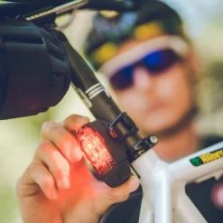 Lampes Vélo LEZYNE KTV PRO 75 DRIVE REAR 22 Noir / Rouge -Vêtements vélo Soldes 9 86479 led ktv 2 drive pro 75r arriere 1 led 12rpro v404 04