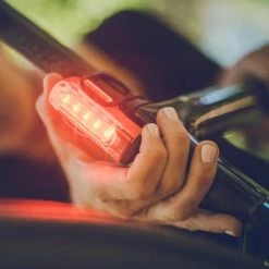 Lampes Vélo LEZYNE STRIP DRIVE REAR 22 Noir 10 Lampes Vélo LEZYNE STRIP DRIVE REAR 22 Noir -Vêtements vélo Soldes 9 86480 strip drive rear 1 led 21r v304 04