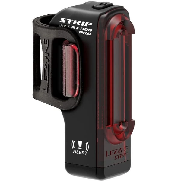 Lampes Vélo LEZYNE STRIP DRIVE PRO ALERT REAR 22 Noir / Rouge 3 Lampes Vélo LEZYNE STRIP DRIVE PRO ALERT REAR 22 Noir / Rouge