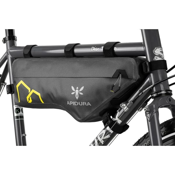 Sacoches Vélo APIDURA EXPEDITION COMPACT FRAME PACK 4.5L 22 Gris / Jaune 5 Sacoches Vélo APIDURA EXPEDITION COMPACT FRAME PACK 4.5L 22 Gris / Jaune – Image 3