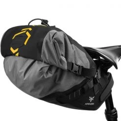 Sacoches Vélo APIDURA BACKCOUNTRY SADDLE PACK 6L 22 Noir / Gris / Jaune 11 Sacoches Vélo APIDURA BACKCOUNTRY SADDLE PACK 6L 22 Noir / Gris / Jaune -Vêtements vélo Soldes 9 91348 pbm 04