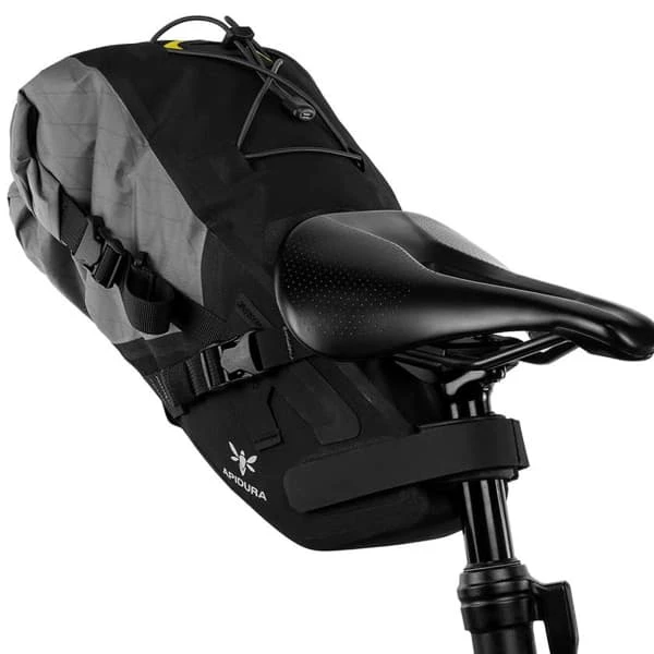 Sacoches Vélo APIDURA BACKCOUNTRY SADDLE PACK 6L 22 Noir / Gris / Jaune 7 Sacoches Vélo APIDURA BACKCOUNTRY SADDLE PACK 6L 22 Noir / Gris / Jaune – Image 5