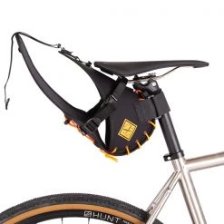 Sacoches Vélo RESTRAP SADDLE BAG ORANGE 8L + DRY BAG 22 Noir -Vêtements vélo Soldes 9 93141 rs sb2 sml org 06